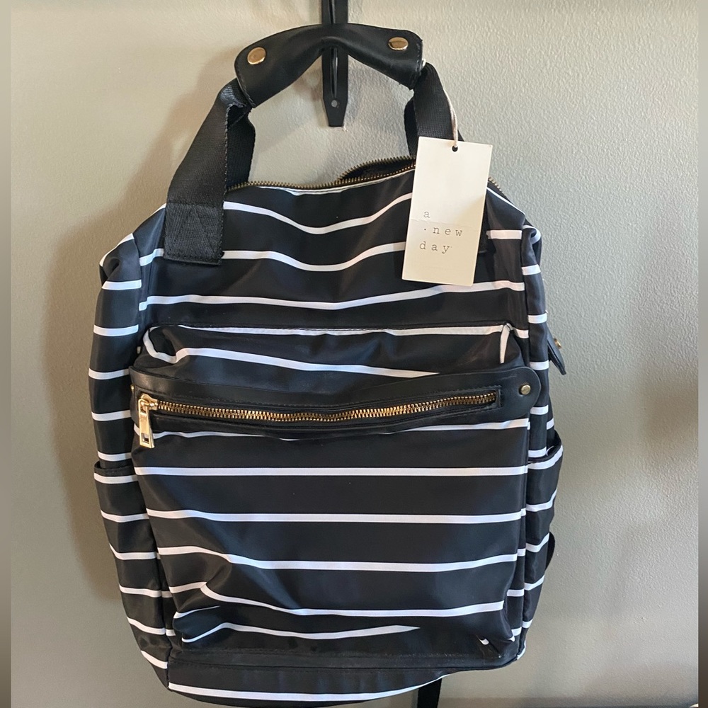 Backpack - white & black